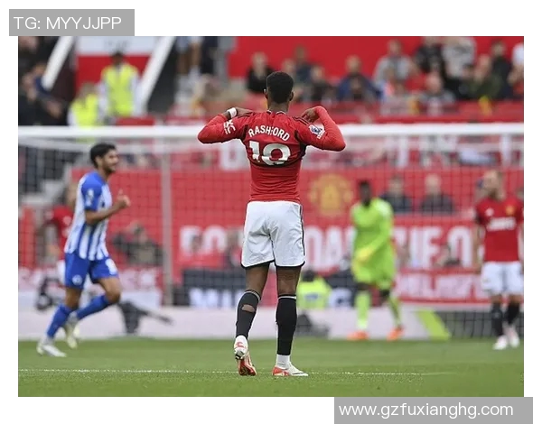 布莱顿在主场迎战曼联成功逆袭赢得精彩比赛引发热议